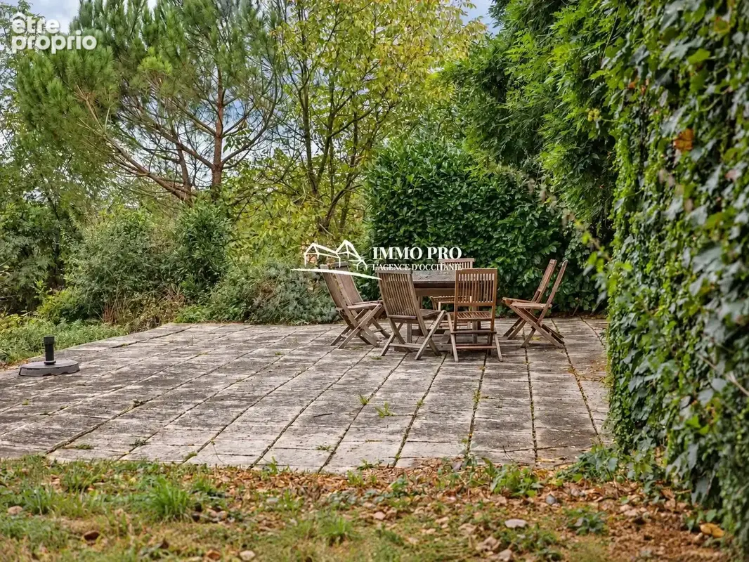 Demeure de charme   deux habitations sur 2,3ha - photo 5