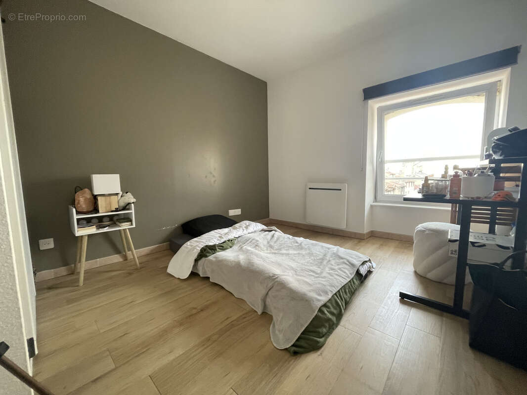 Appartement à BOURG-DE-PEAGE