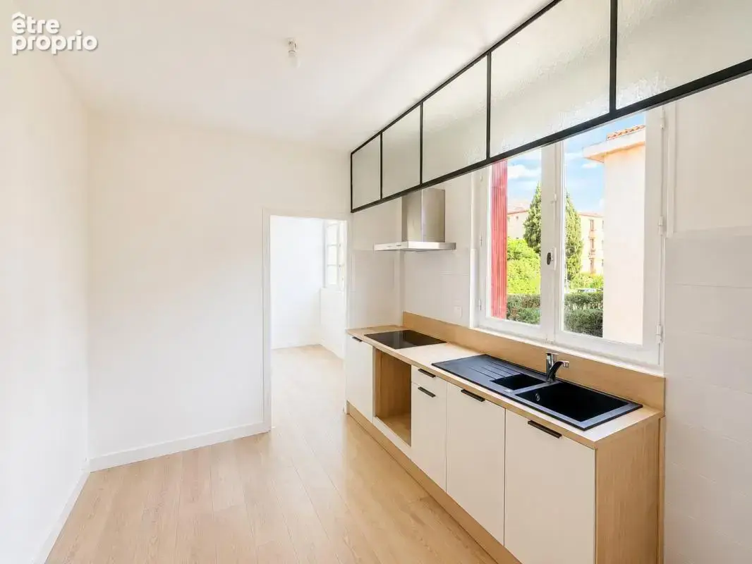 Aix Quartier Pigonnet – Appartement T4/5 traversant de 81 m² avec balcon, cave et stationnement - photo 8