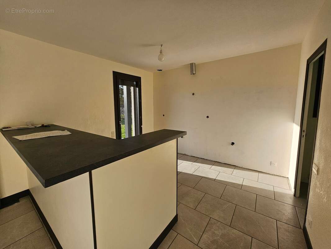 Maison à SAINT-ETIENNE-DU-BOIS