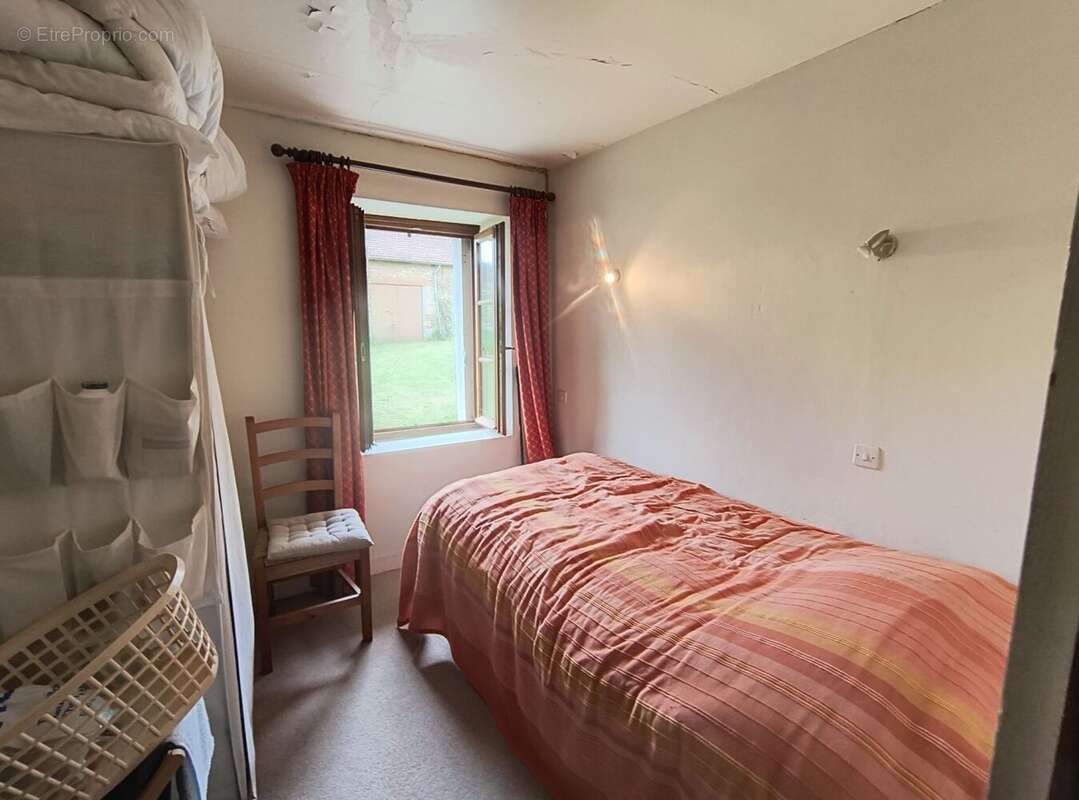 Maison à SAINT-SULPICE-LAURIERE