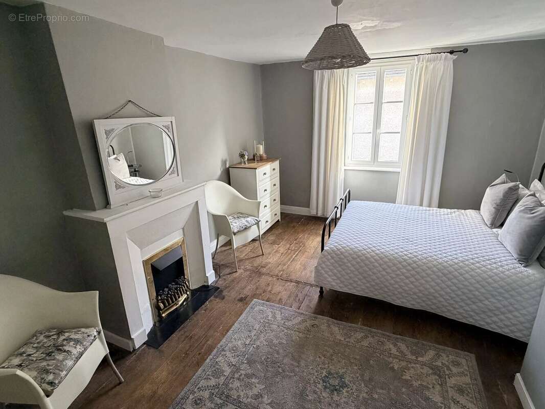 Maison à NOUIC