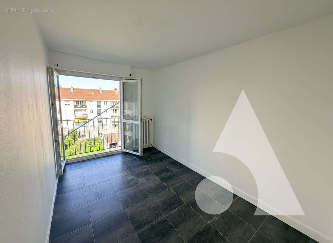 Appartement Troyes 3 pièce(s) 62.89 m2 - photo 5