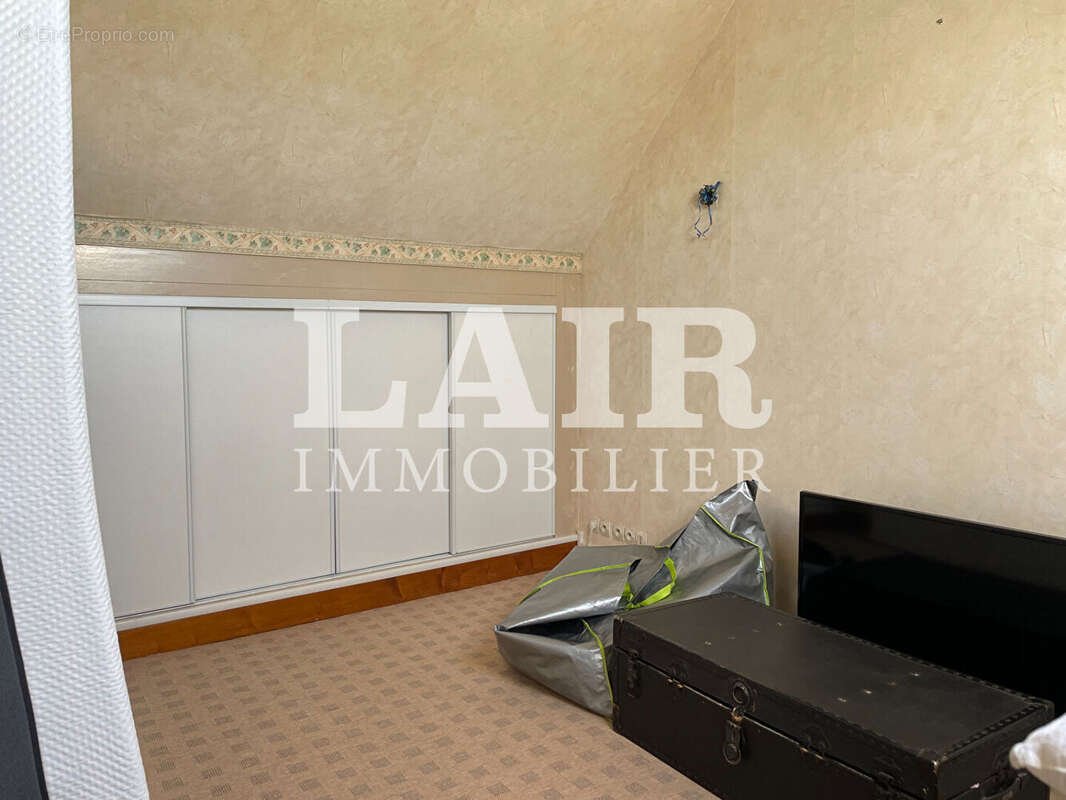 Maison à LE MELE-SUR-SARTHE