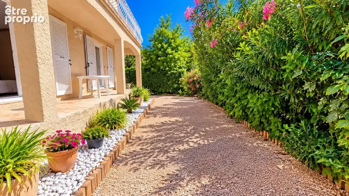 Alpes maritimes (06) - saint jeannet a vendre maison individuelle sur terrain cloture de 1162 m² - photo 4