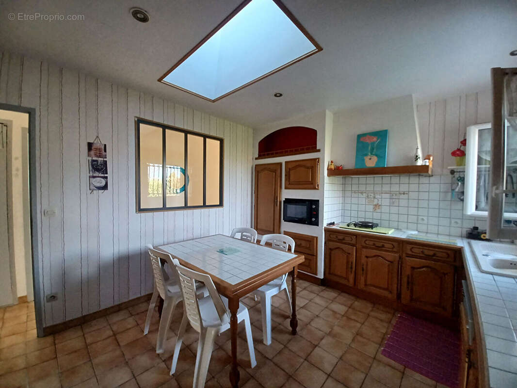 Maison à AMBARES-ET-LAGRAVE