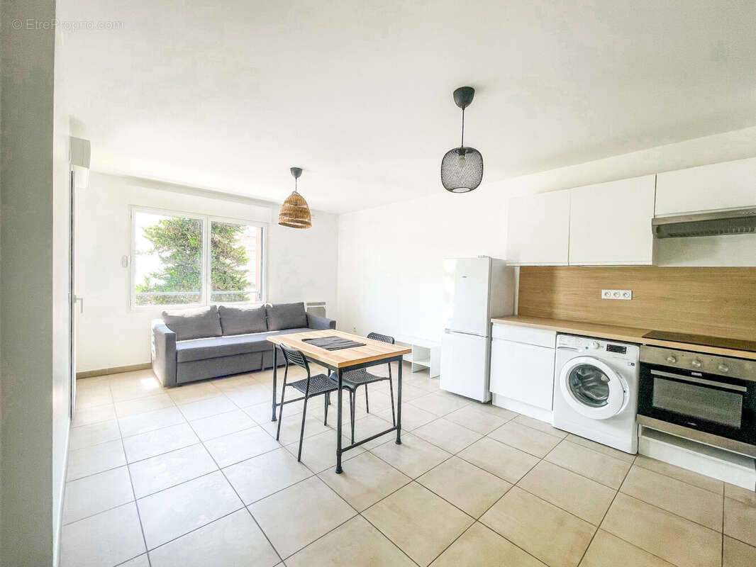 Appartement 42 m² à Marseille-8e  - photo 4