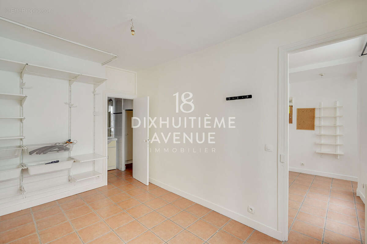 Appartement à PARIS-18E