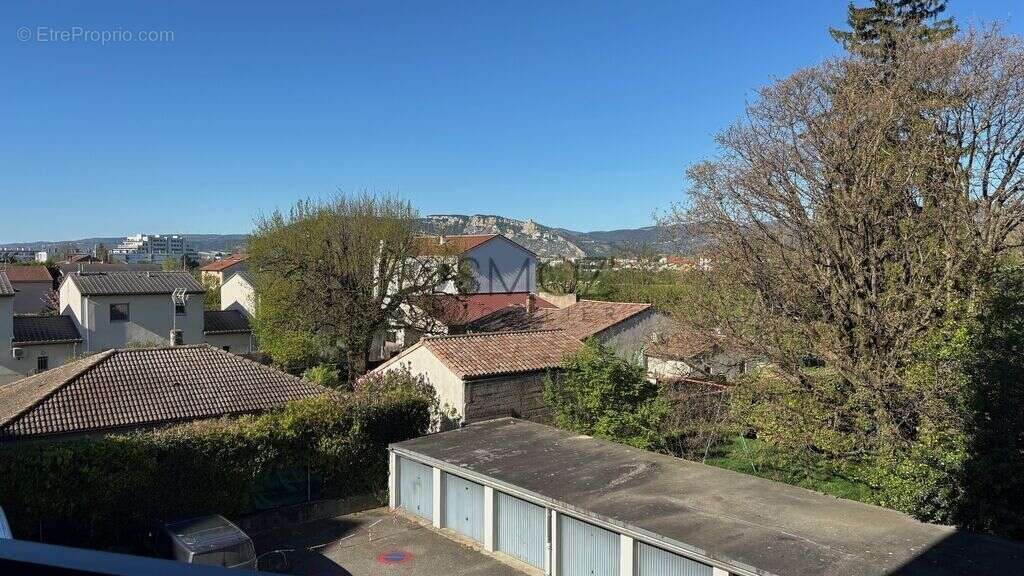 Appartement à BOURG-LES-VALENCE