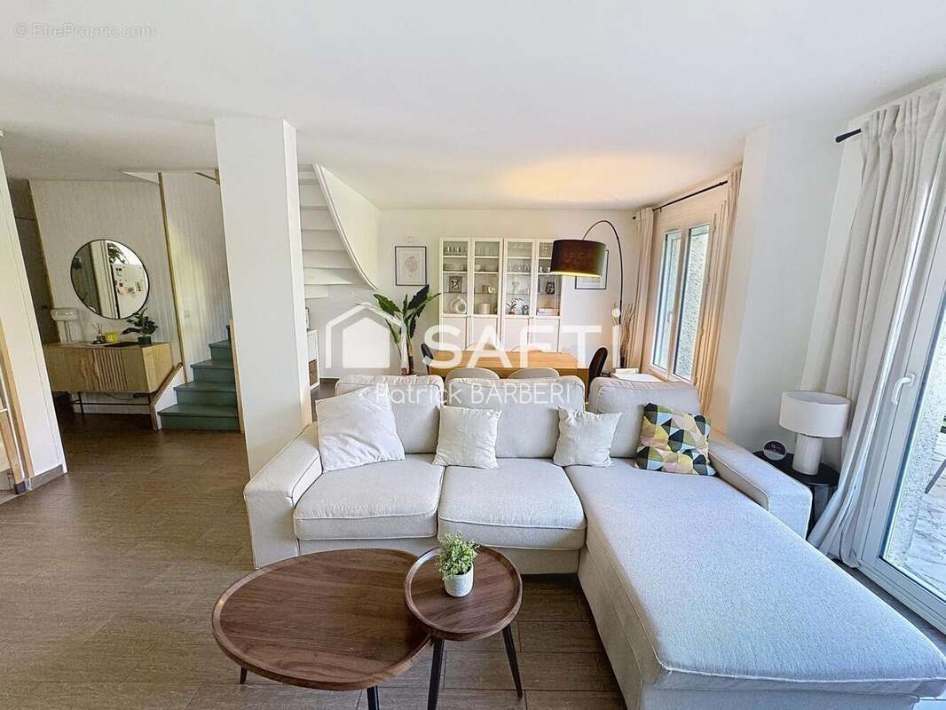 Photo 6 - Maison à CERGY