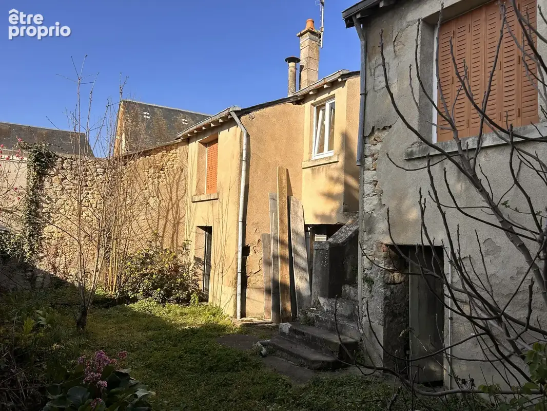 A VENDRE - Ensemble de deux maisons à rénover à Saint-Marcel - photo 8