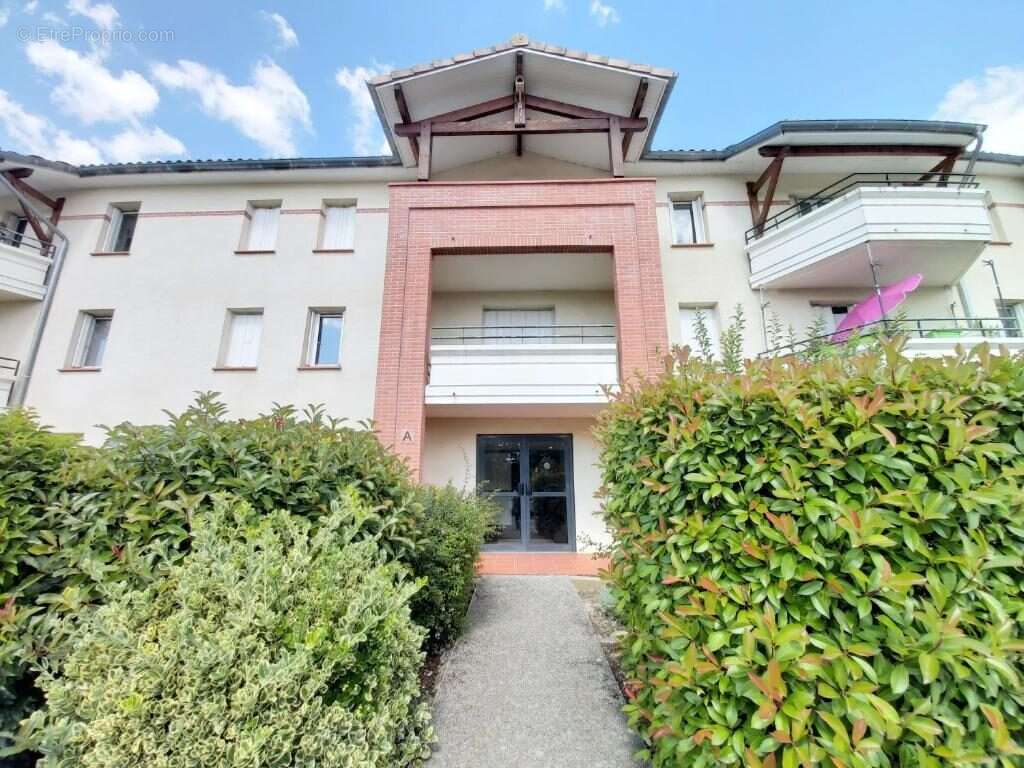 Appartement 35 m² à Gaillac  - photo 9