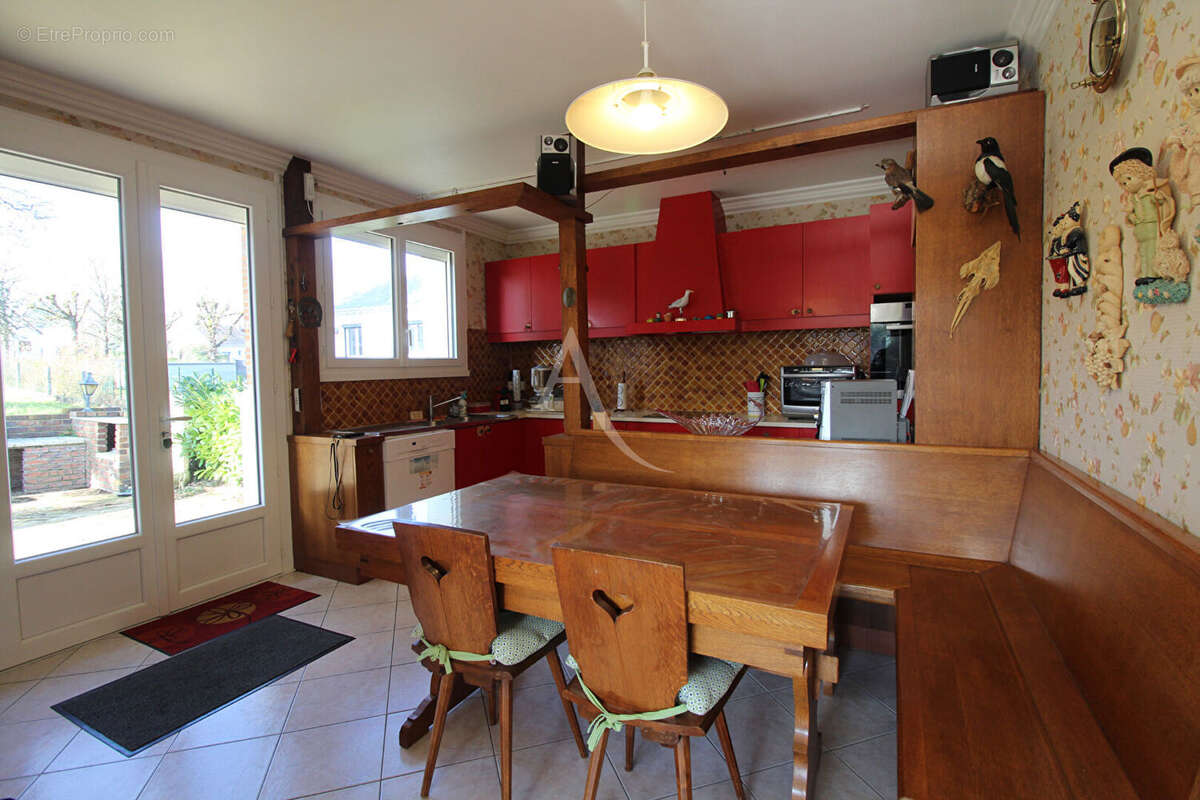 Maison à SAINT-GERVAIS-LA-FORET