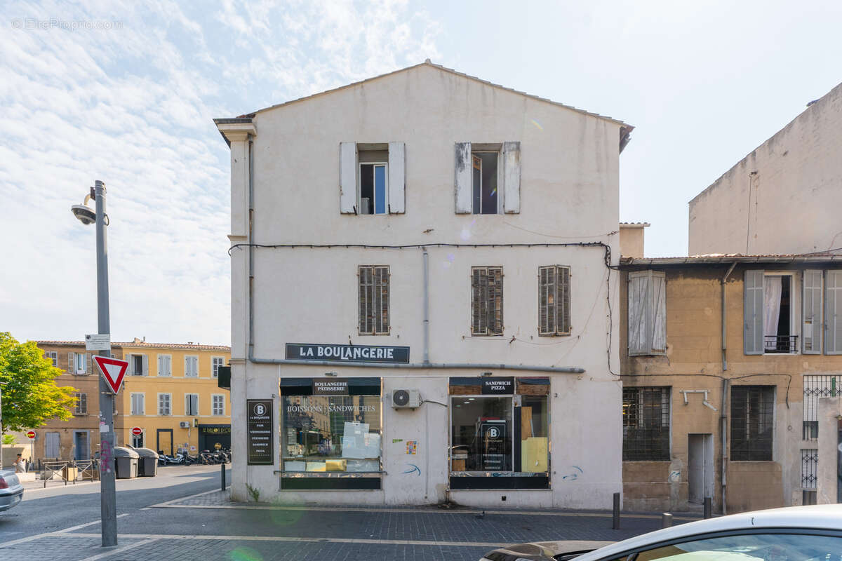 Immeuble de rapport 248m2 5 lots loues marseille 3e - photo 3