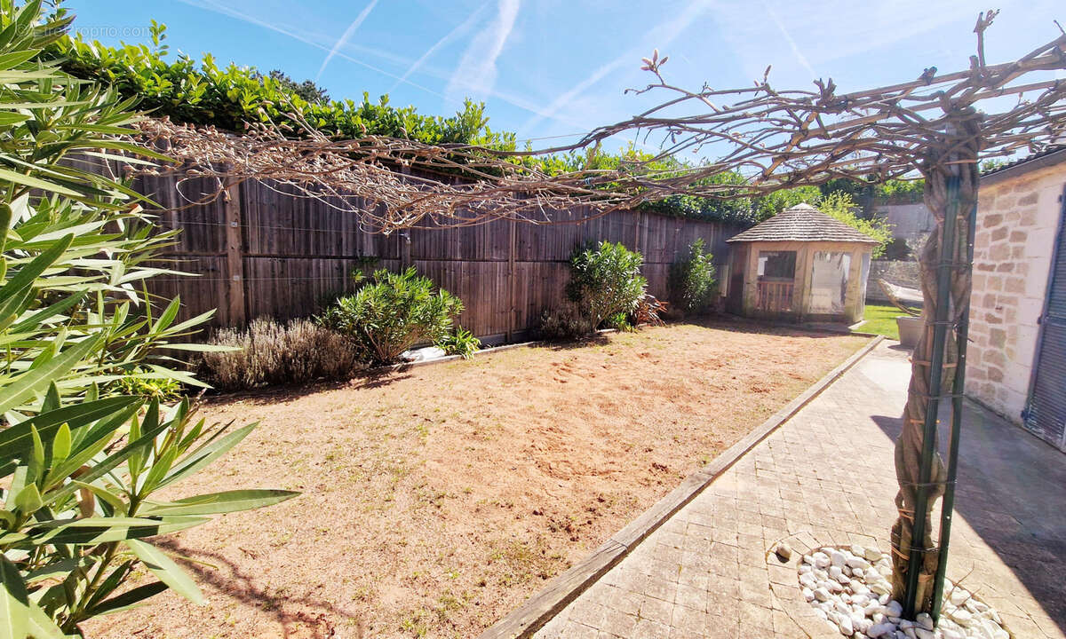 Maison à CLAYE-SOUILLY