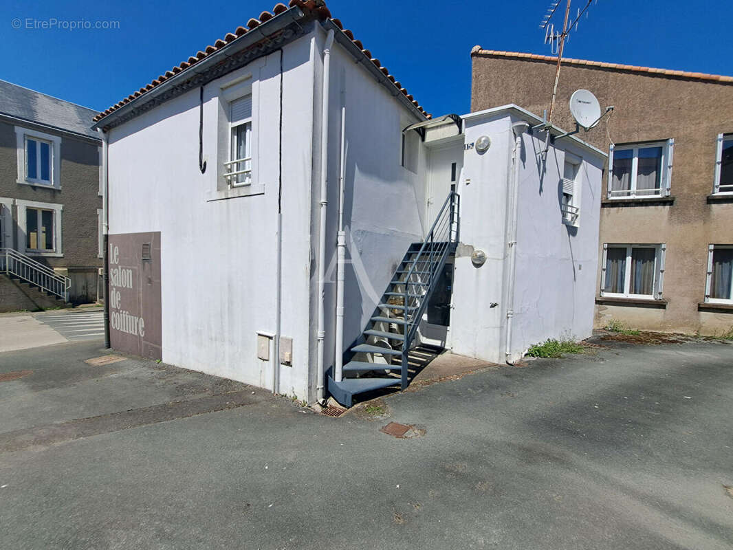 Maison à LES HERBIERS