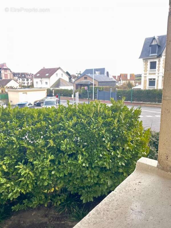 Appartement à BLONVILLE-SUR-MER