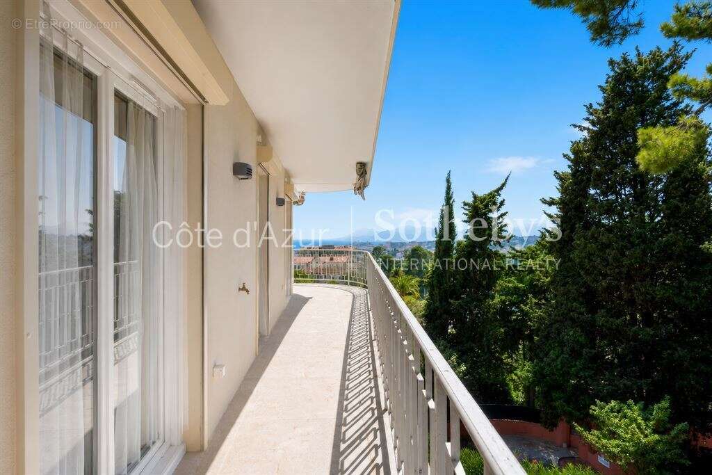 Cannes Oxford : Appartement vue mer 86 m² avec terrasse, résidence recherchée proche Estérel - photo 12