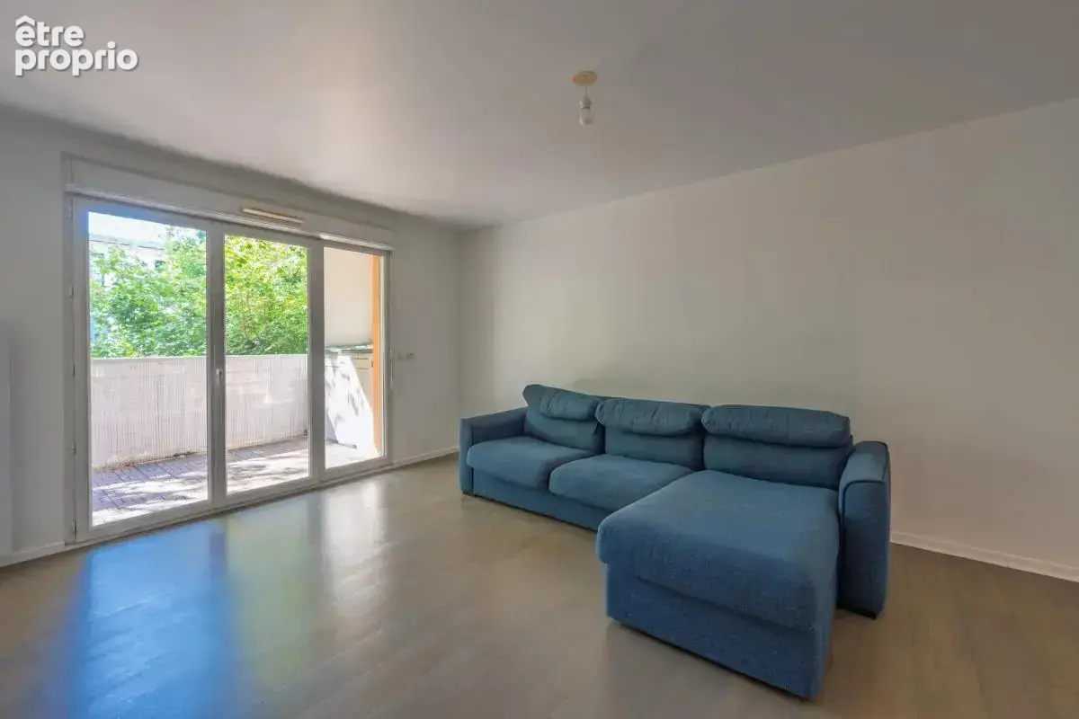 Appartement de 4 pièces de 82 m² à Choisy-le-Roi - photo 2