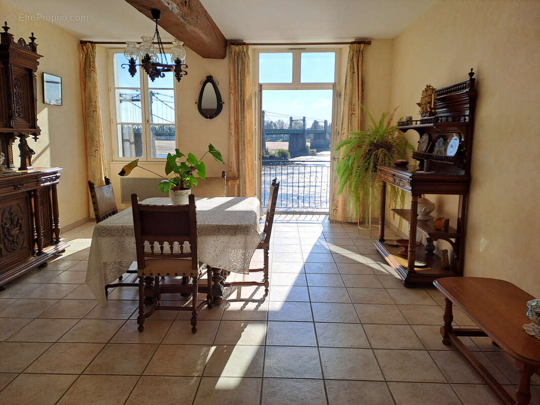 Maison à LE FRESNE-SUR-LOIRE