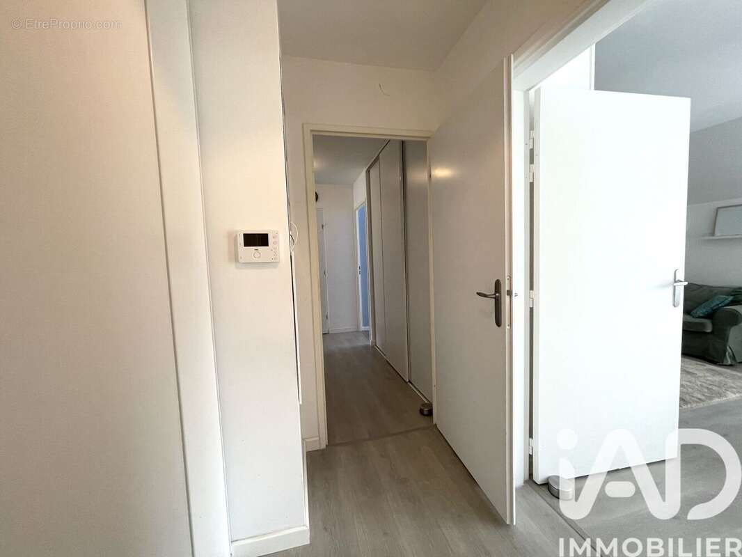 Photo 5 - Appartement à MENNECY