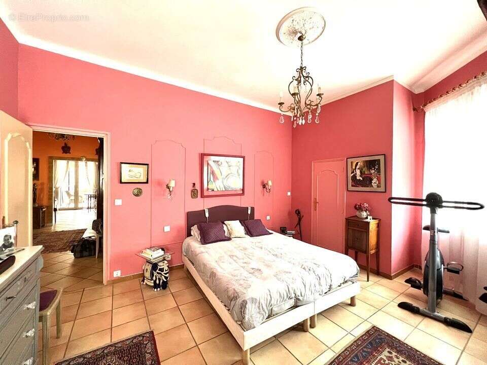 Maison à MARSEILLE-4E
