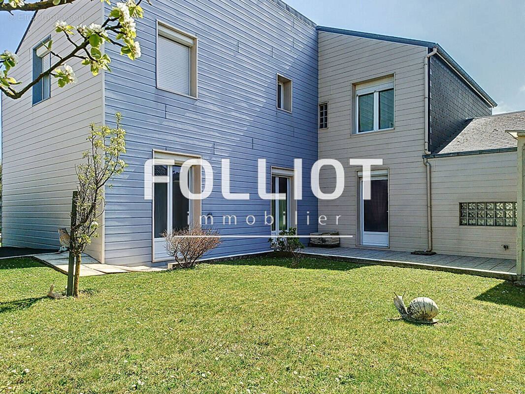 Maison à COURSEULLES-SUR-MER