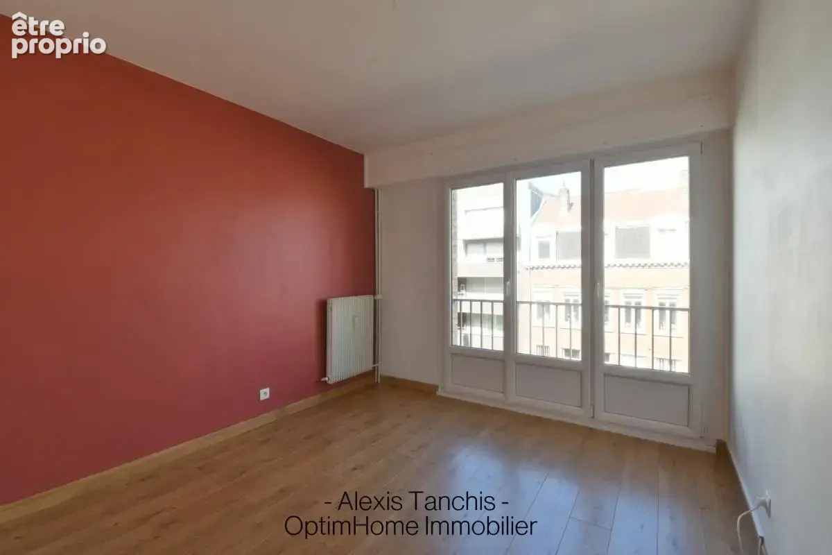 Exclusivité – lille / jean-baptiste lebas – t2 rénové de 50 m² avec parking et cave - photo 5