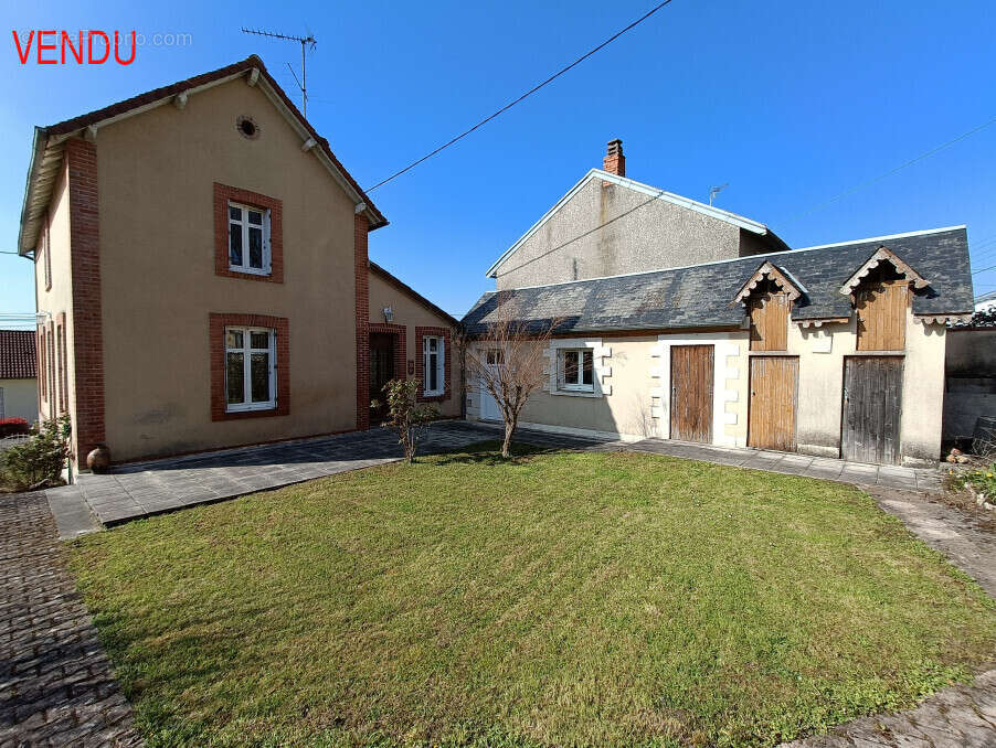 Maison à CHAUVIGNY
