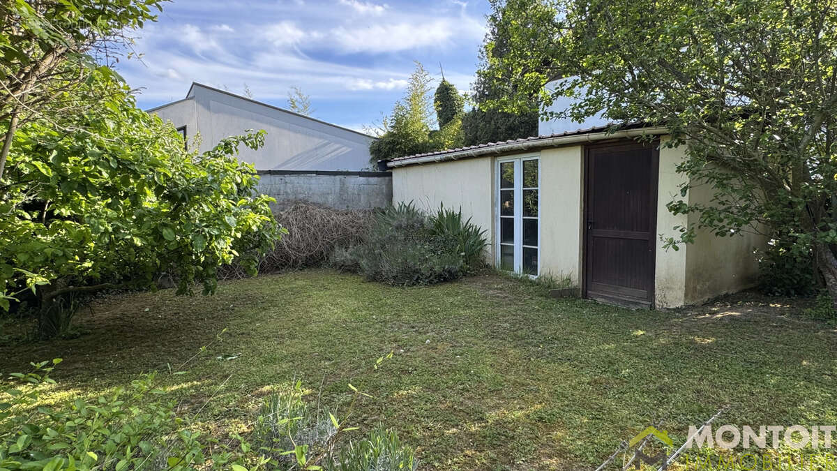 Maison à THIAIS