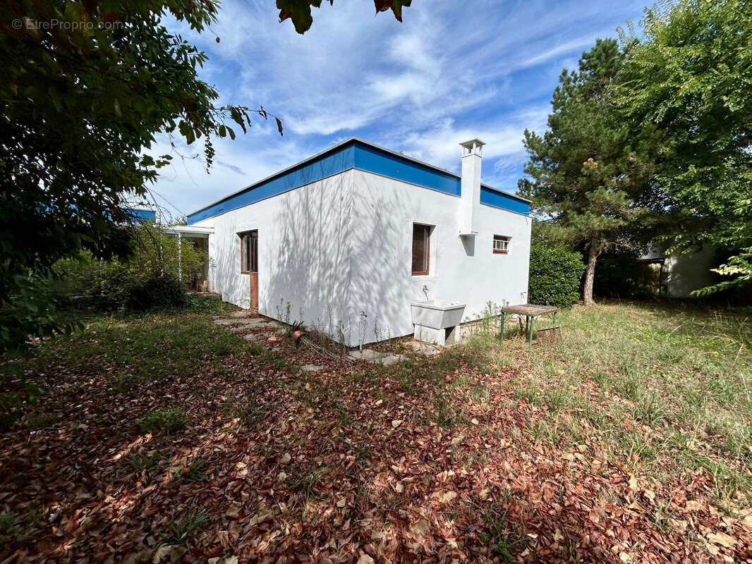 Maison à VAYRES