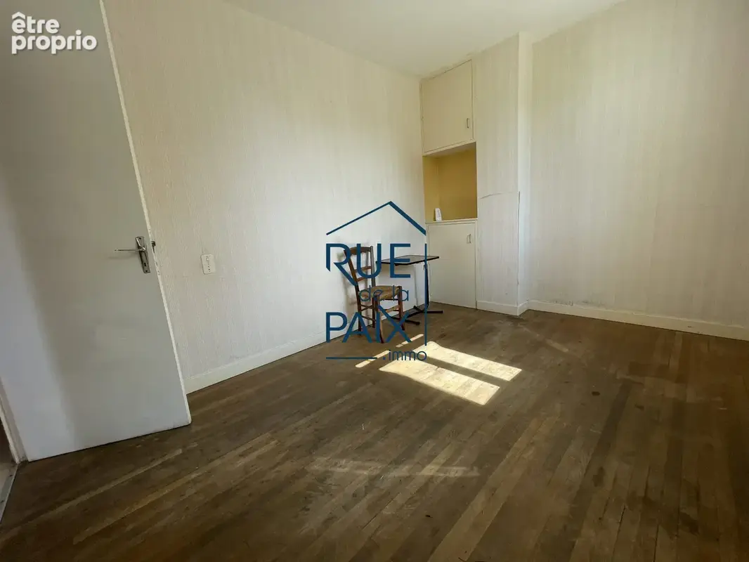 Maison 5 pièces 97 m² à vendre à Parthenay (79200) - photo 6