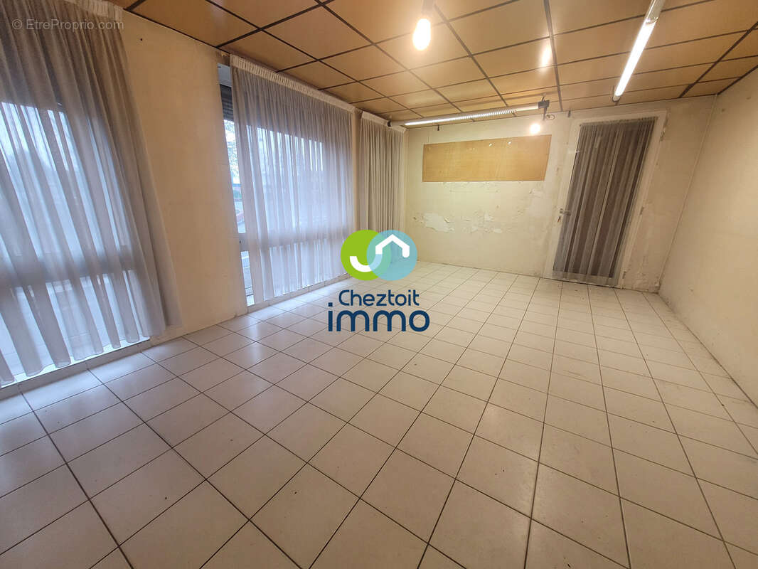 Ensemble immobilier - photo 2