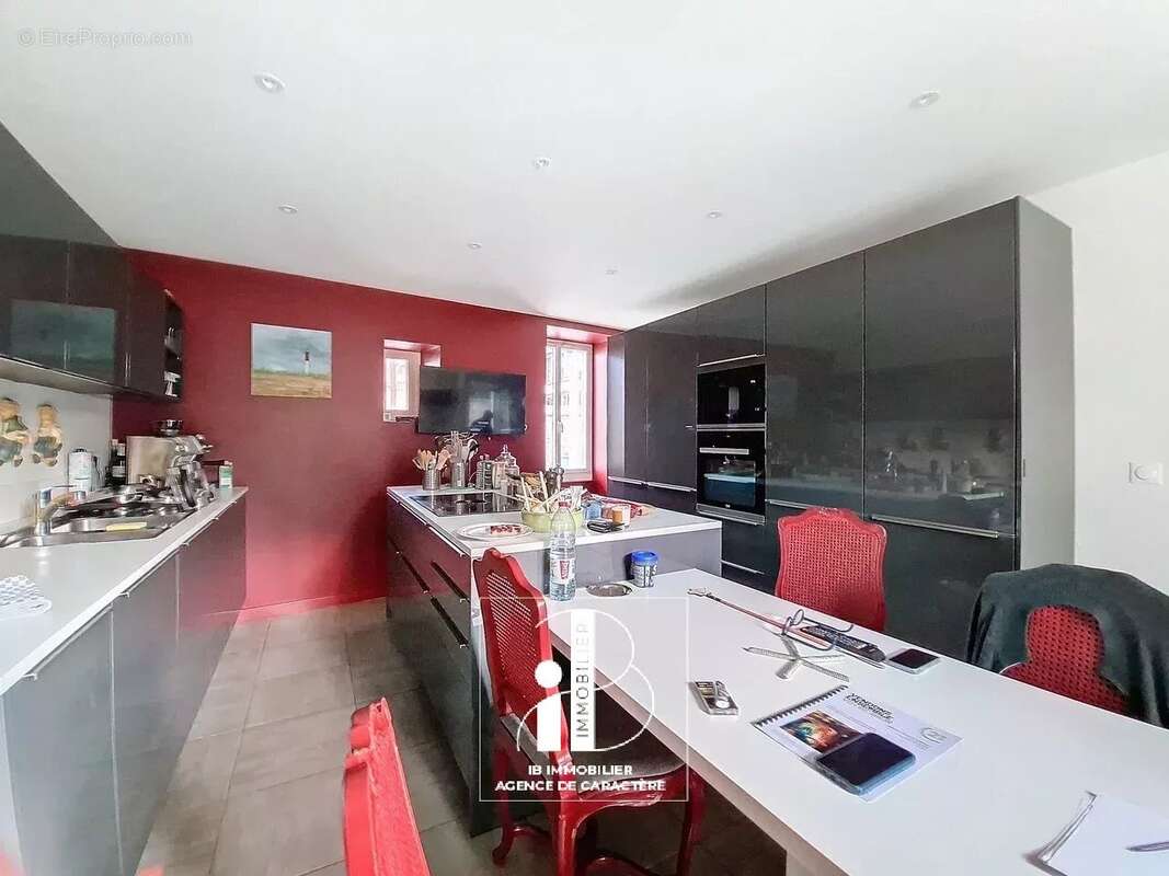 Maison à NOISY-SUR-ECOLE