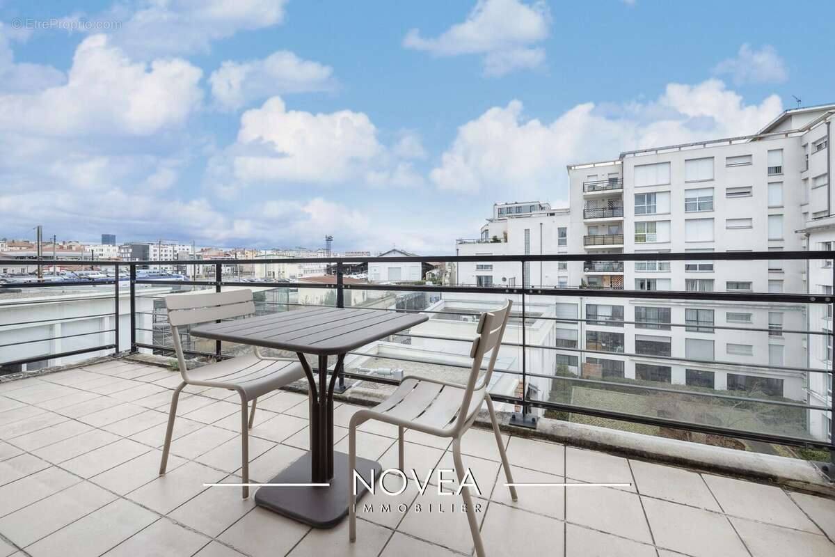 Appartement à LYON-7E