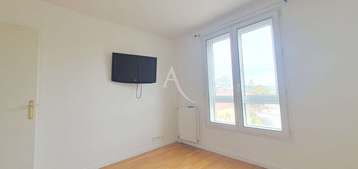 Appartement à LES MUREAUX