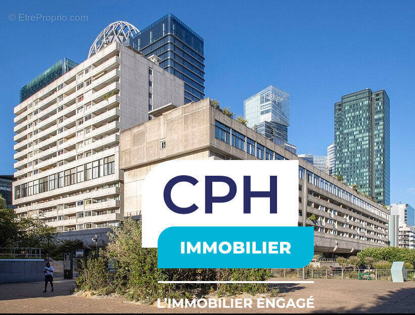 Appartement à COURBEVOIE