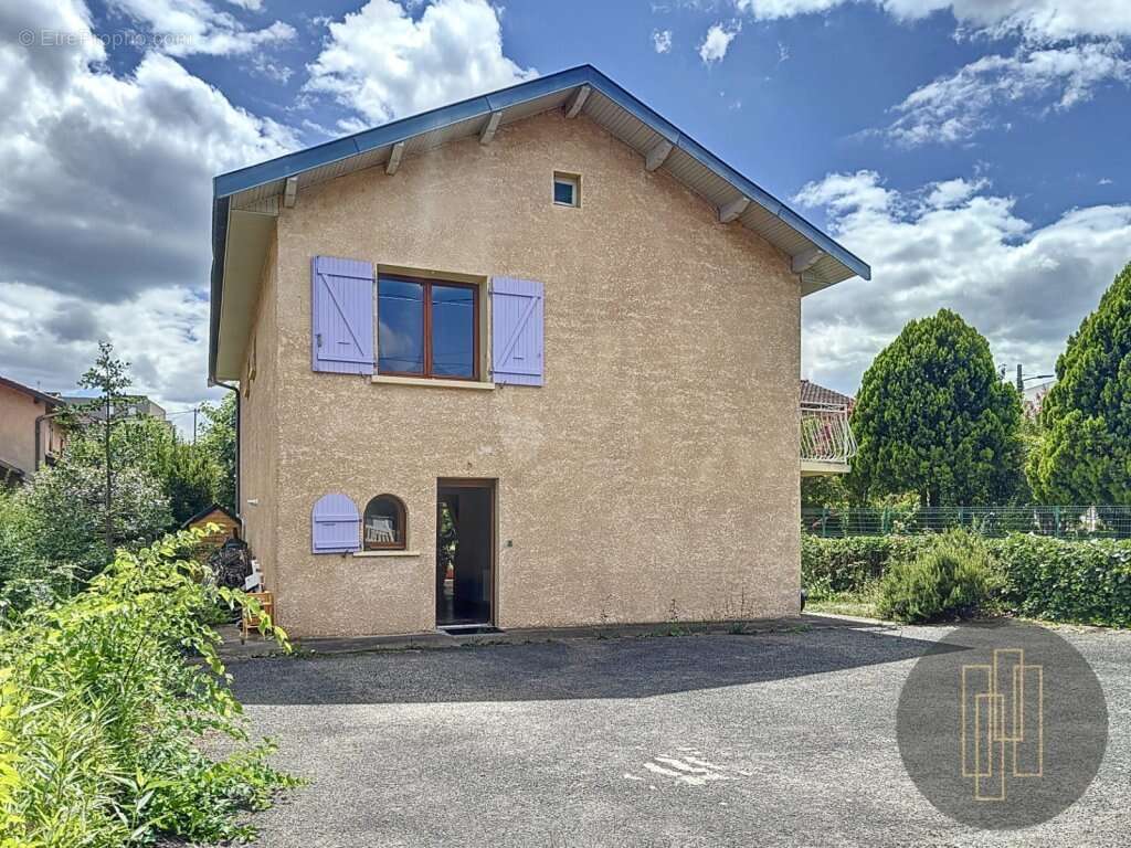 Maison à VILLEFRANCHE-SUR-SAONE