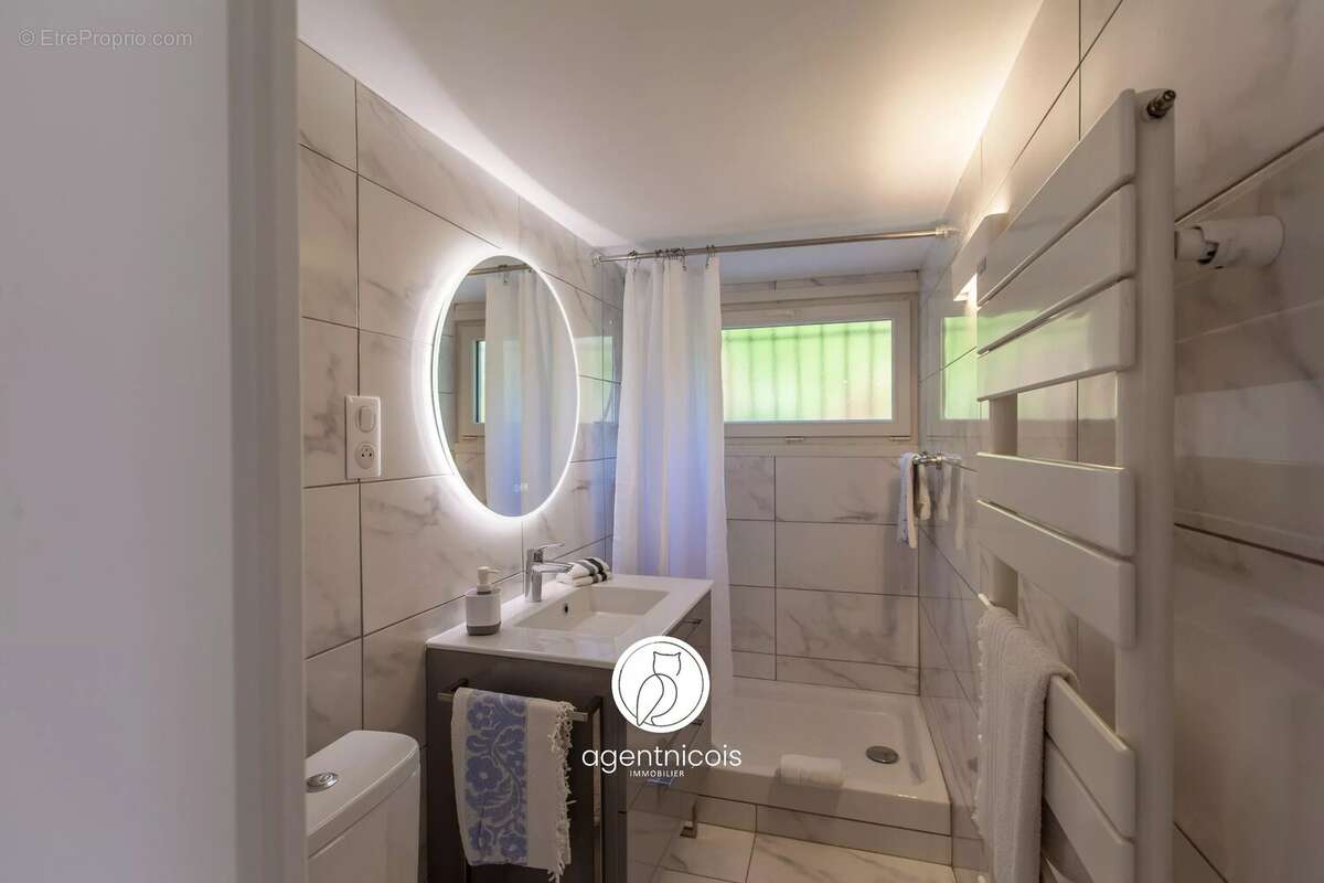 Maison à SAINT-JEANNET