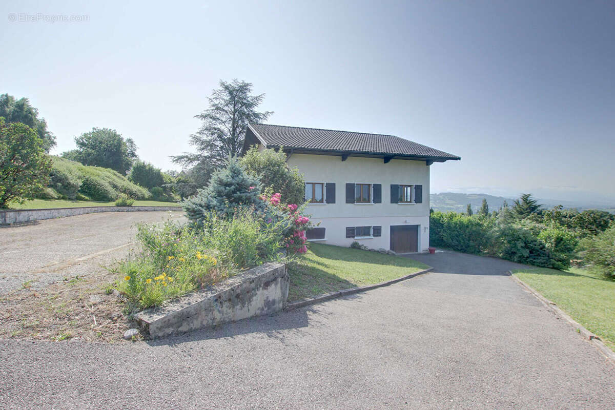 Maison à SAINT-EUSEBE