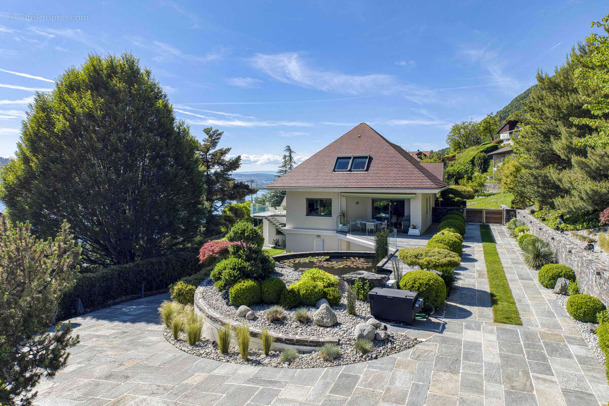 Villa d'exception dominant le lac - photo 84