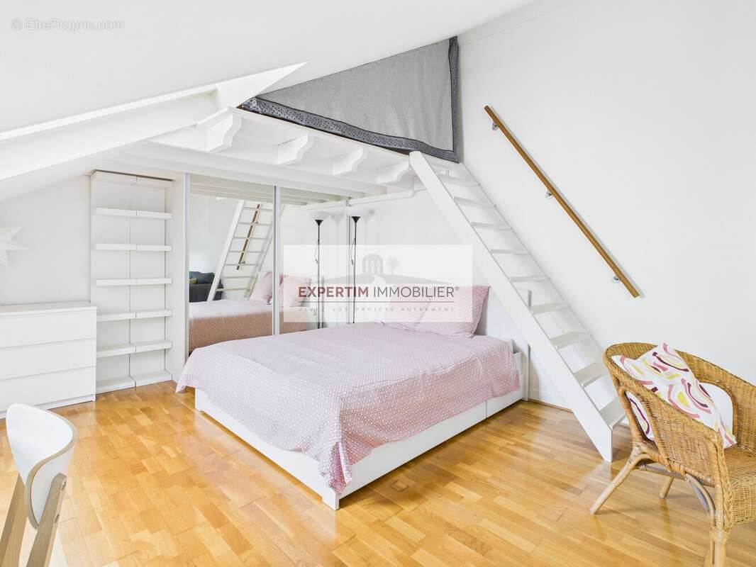 Appartement à VERSAILLES