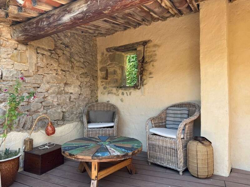 Maison de village avec patio et terrasse tropézienne – Siran (Minervois) - photo 3