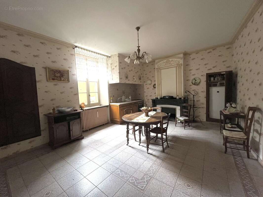 Maison à PEPIEUX