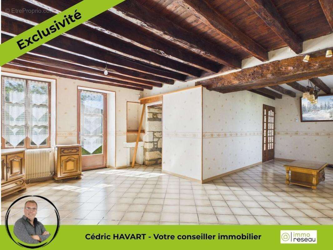 Maison à SAINT-CHARTIER