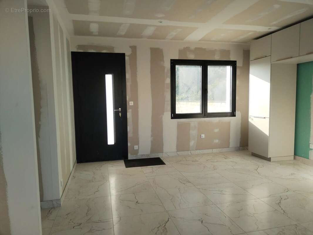 Maison à BOURRON-MARLOTTE