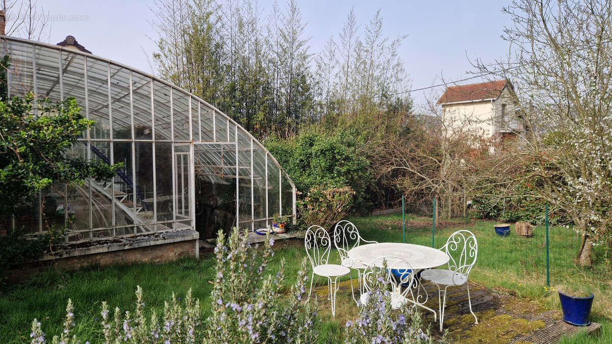 Maison à VILLEBON-SUR-YVETTE