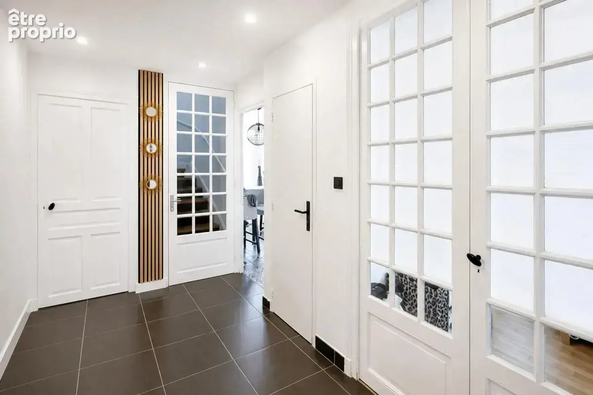 Maison de 8 pièces de 170 m² à Abrest - photo 7