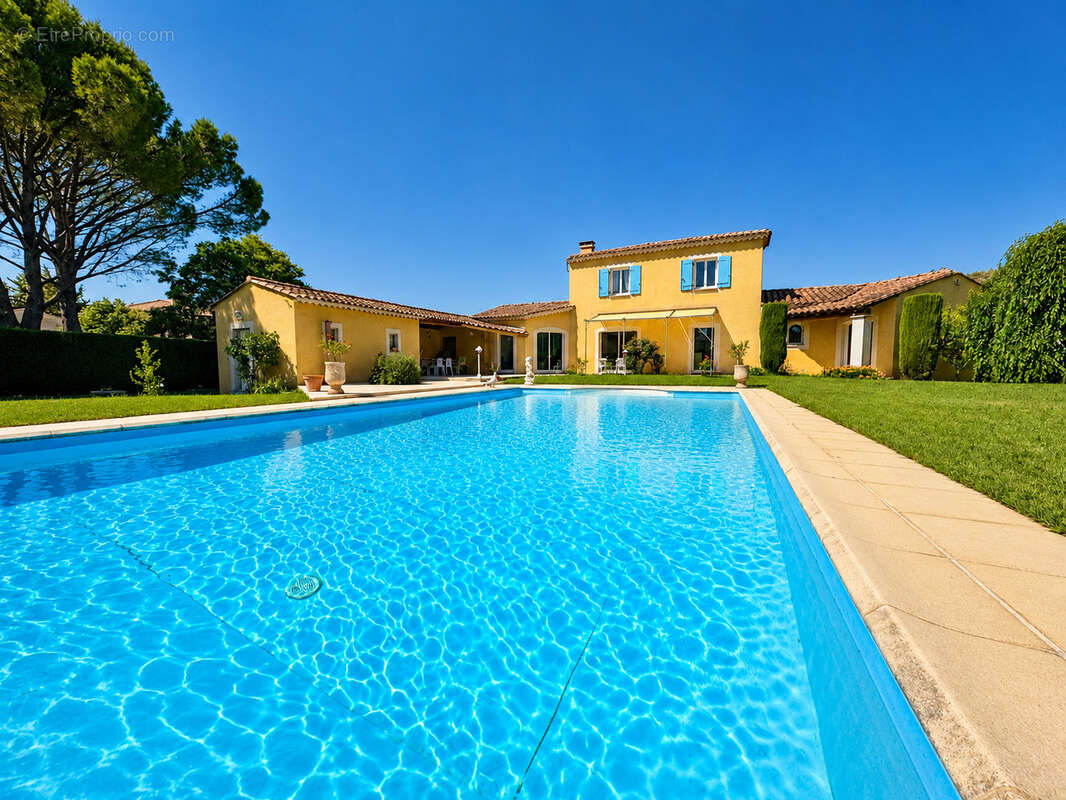 Valreas centre - villa - quartier calme - photo 7