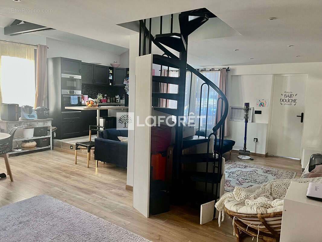 Appartement à ROMAINVILLE